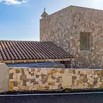 Cala Sole Suite - By And Service