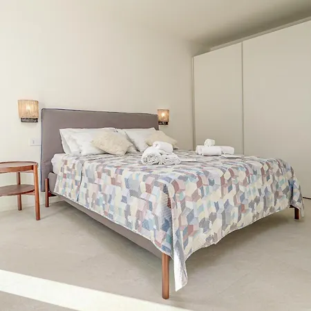 Cala Sole - By And Service Apartmán Golfo Aranci