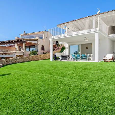 Cala Sole - By And Service Apartmán